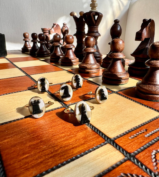 Chess Set Cameo Rings